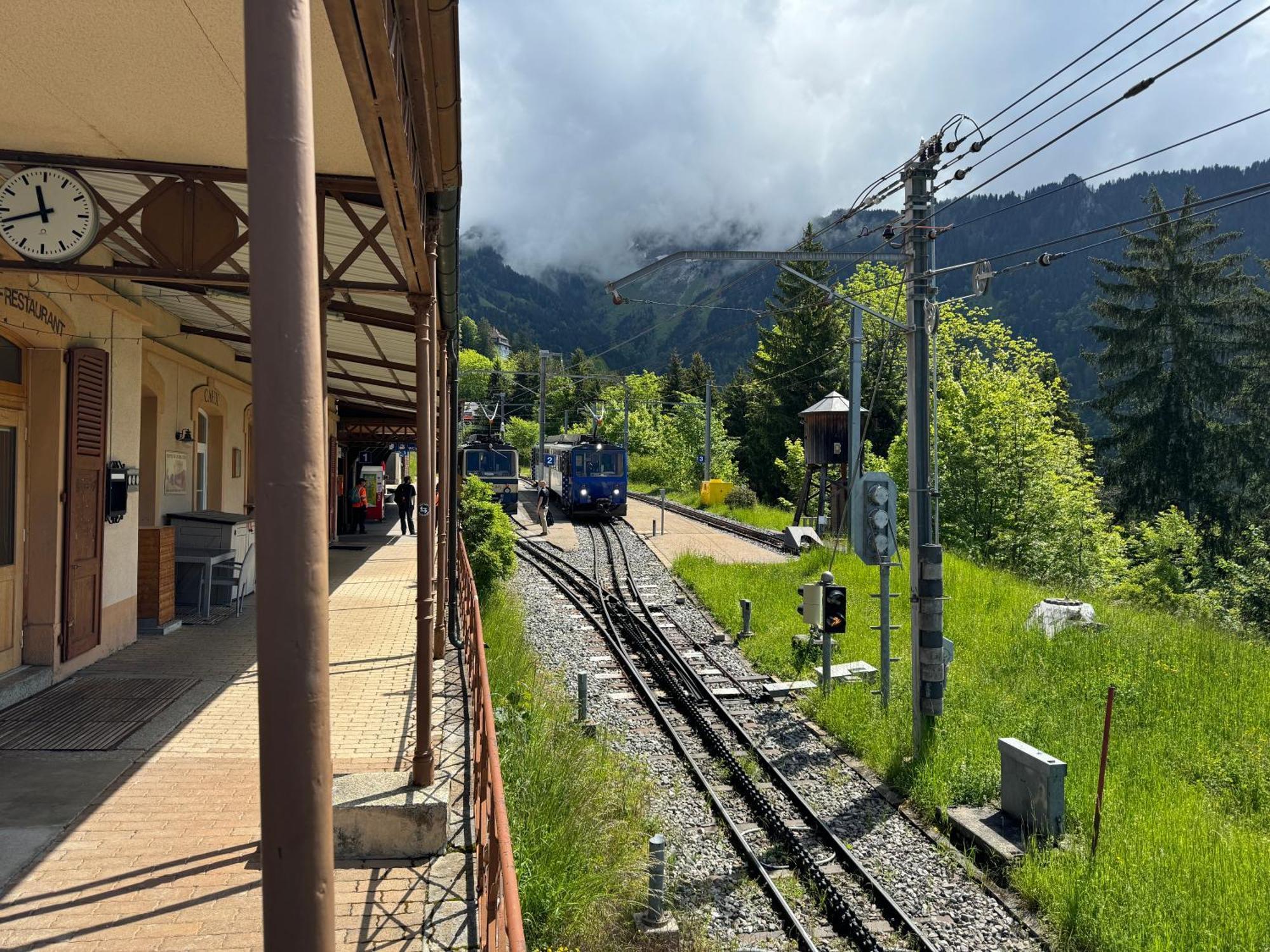Buffet De La Gare Montreux Exterior foto
